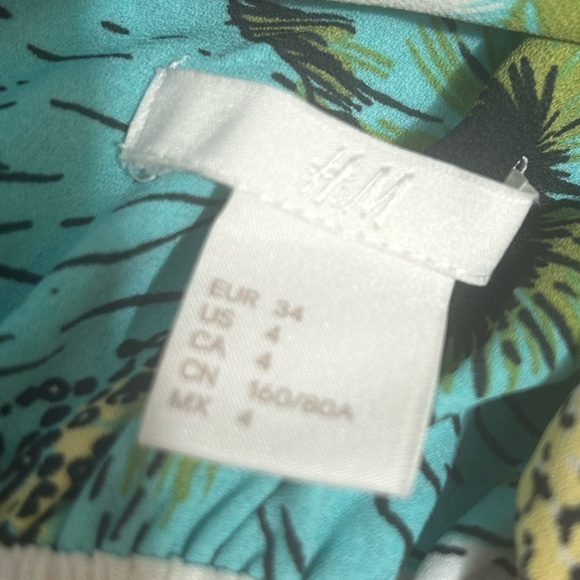 NWOT H&M Floral Hibiscus Backless Maxi Dress size 4 - Picture 9 of 10